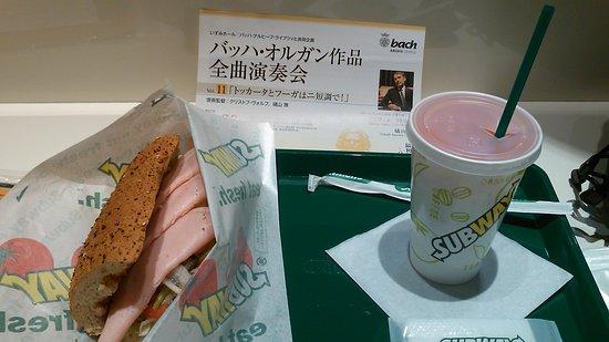 Subway Yasai Café OBP Twin 21